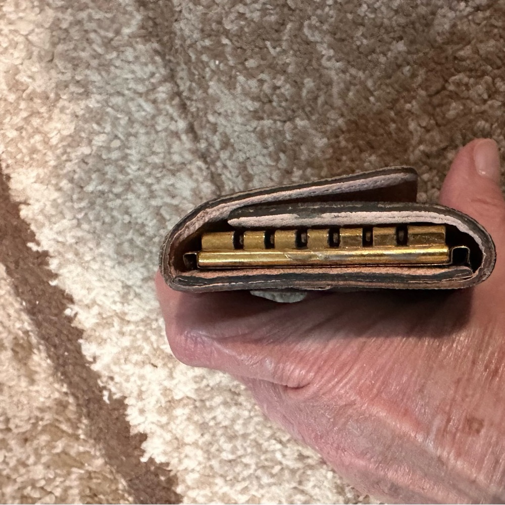 Louis Vuitton Damier Ebene Car Key Holder - Picture 5 of 13